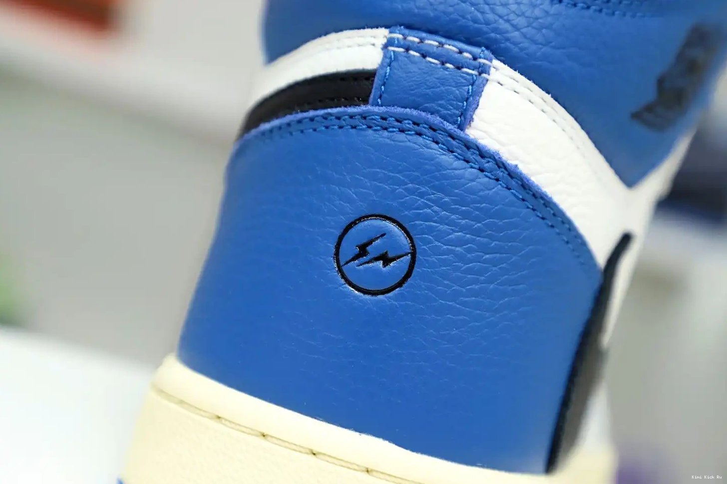 1 HIGH TRAVIS AIR DESIGN X SCOTT FRAGMENT RETRO X JORDAN Kimikick 0405